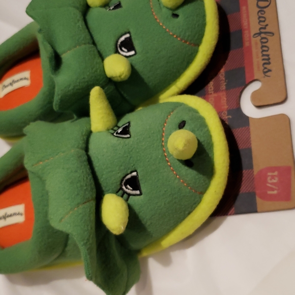 dearfoams Kids New 3D Dino Slippers Slip-Ons CUTE! Unisex Boys Girls NWT Green - Picture 7 of 7